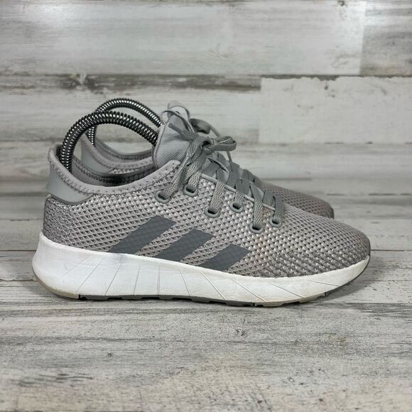 Adidas Women’s Questar X Byd Running Shoe‎ Gray Size 6 US - Picture 1 of 8